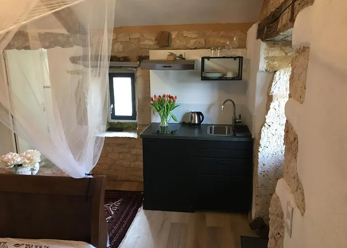 Pérard D’hotes 4*