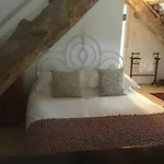 Perard D'hotes Bed & Breakfast Caylus